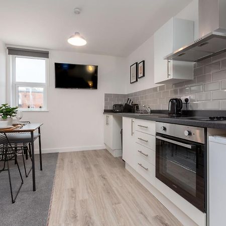 Charles Alexander Short Stay - Charnley House Apartments Блэкпул Экстерьер фото