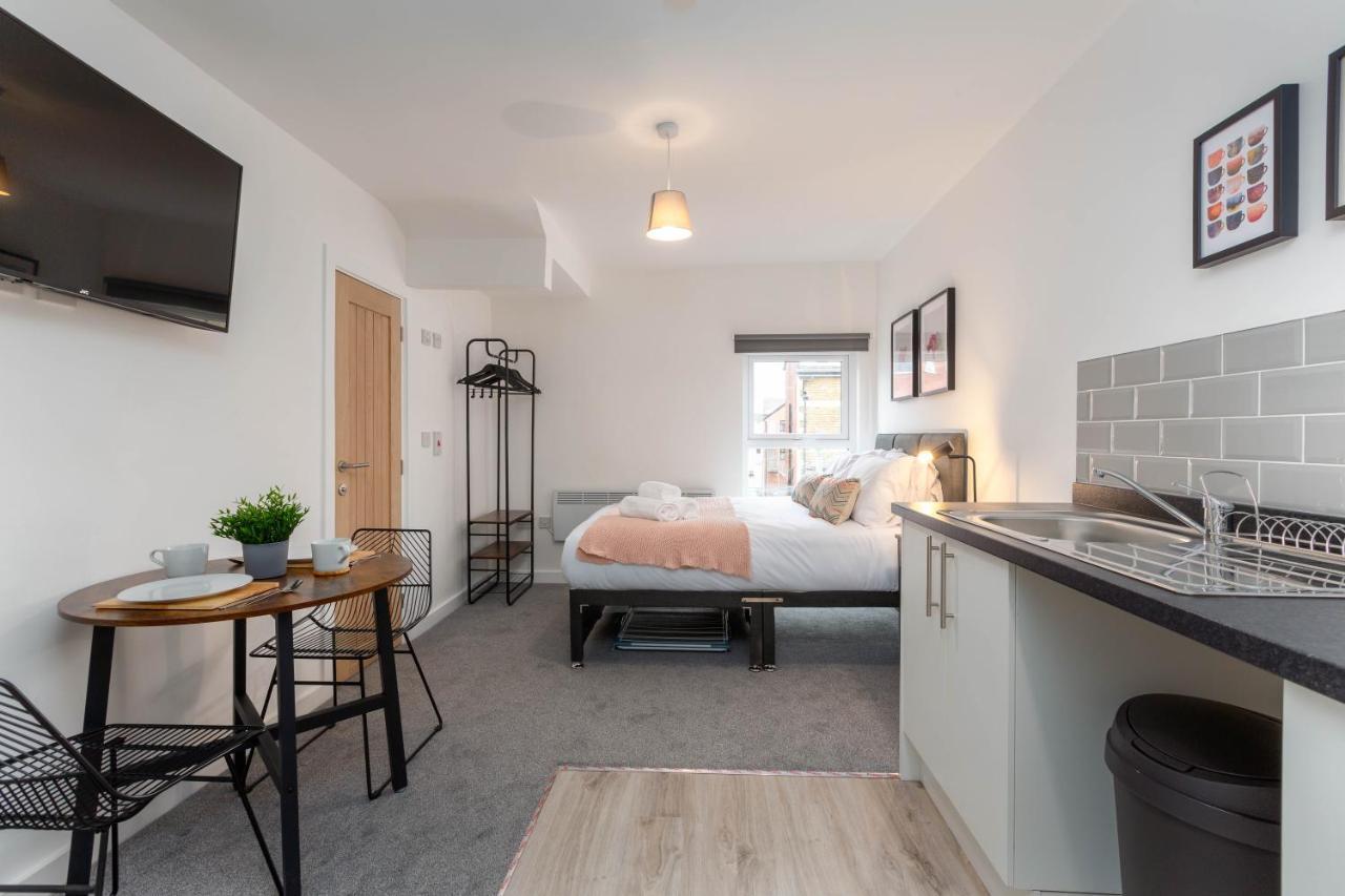 Charles Alexander Short Stay - Charnley House Apartments Блэкпул Экстерьер фото