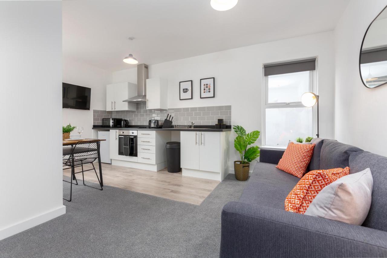 Charles Alexander Short Stay - Charnley House Apartments Блэкпул Экстерьер фото