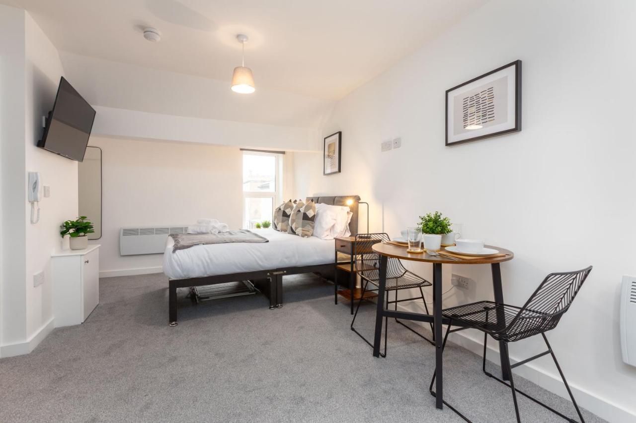 Charles Alexander Short Stay - Charnley House Apartments Блэкпул Экстерьер фото