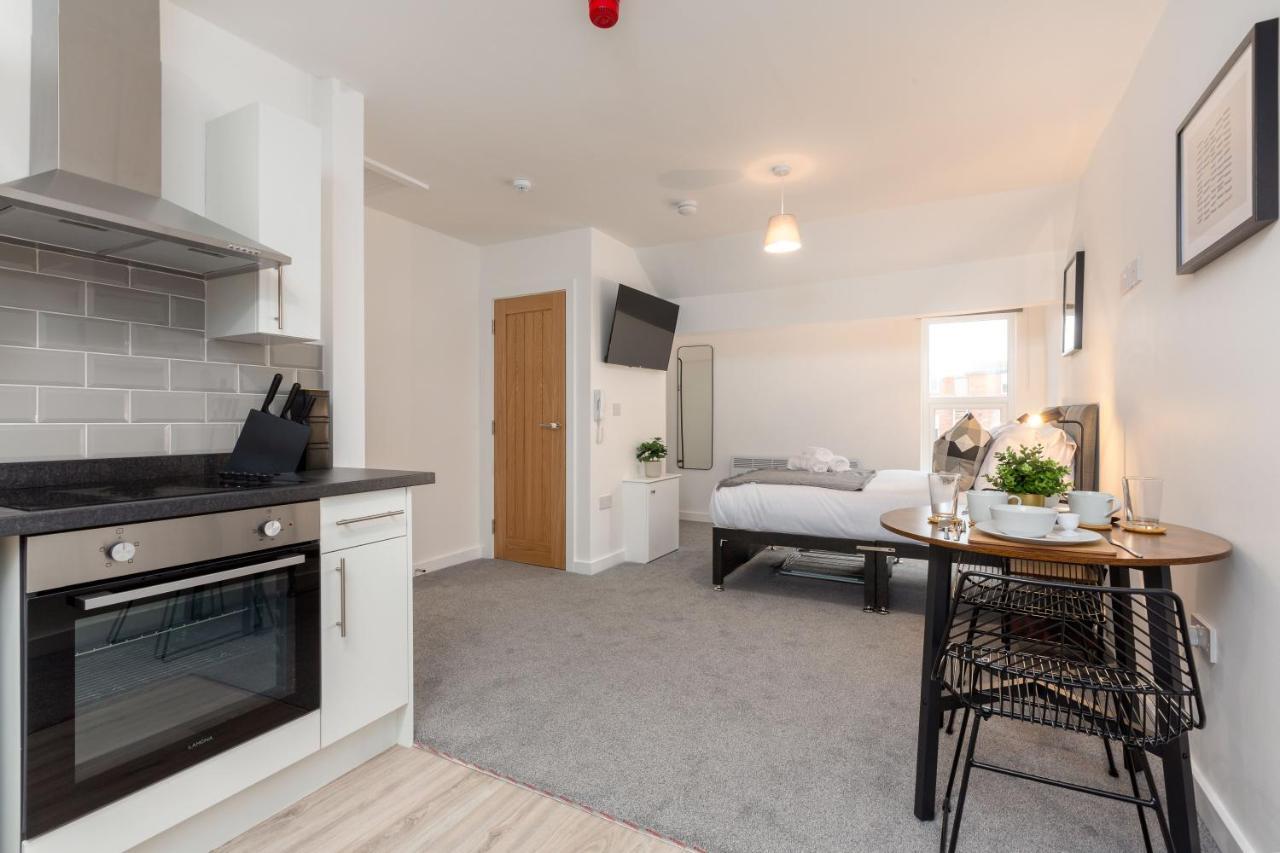 Charles Alexander Short Stay - Charnley House Apartments Блэкпул Экстерьер фото