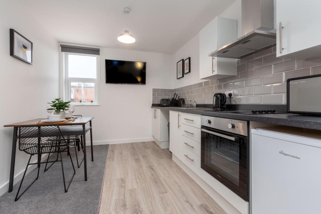 Charles Alexander Short Stay - Charnley House Apartments Блэкпул Экстерьер фото