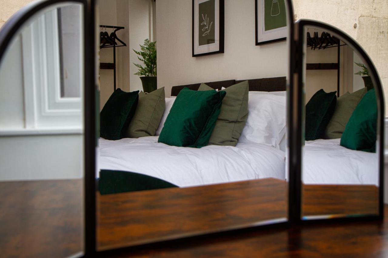 Charles Alexander Short Stay - Charnley House Apartments Блэкпул Экстерьер фото